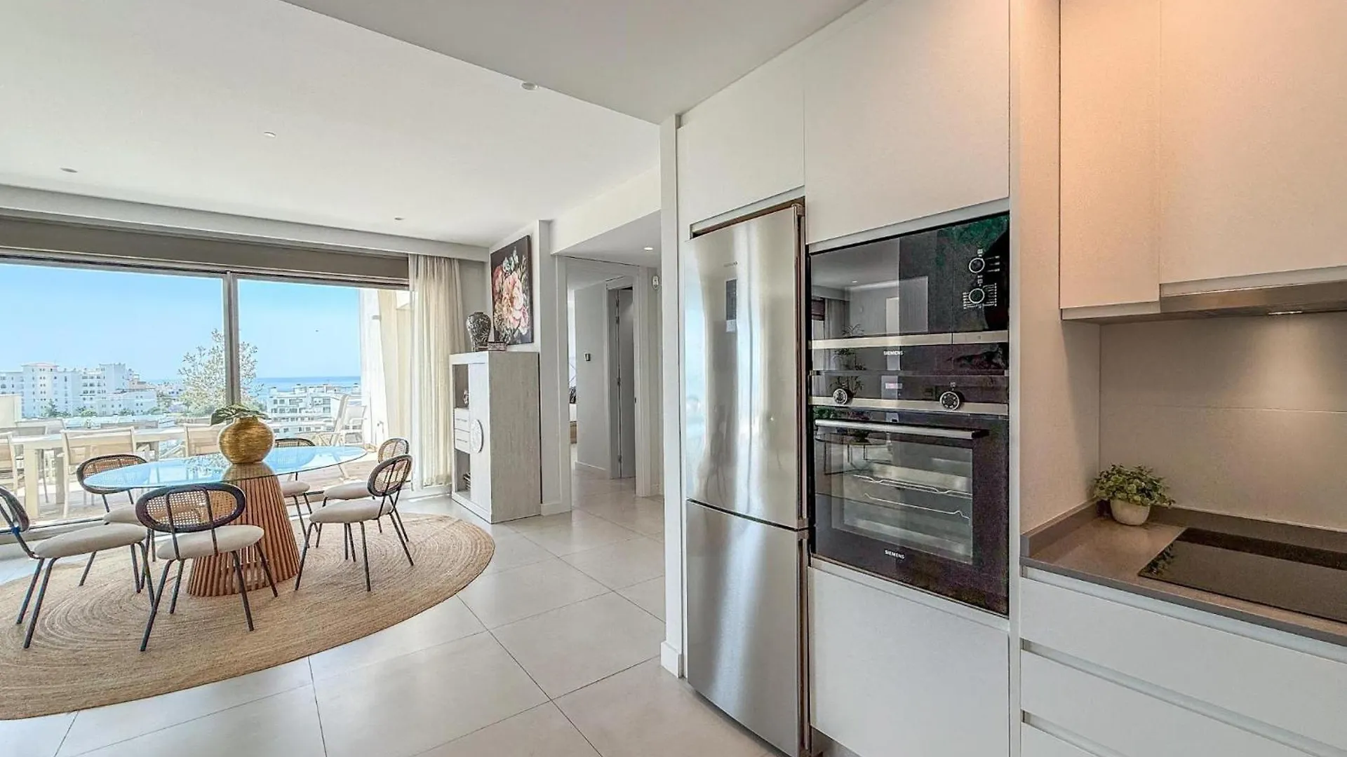 Hanami Scenic Luxury Apartment Estepona Spain