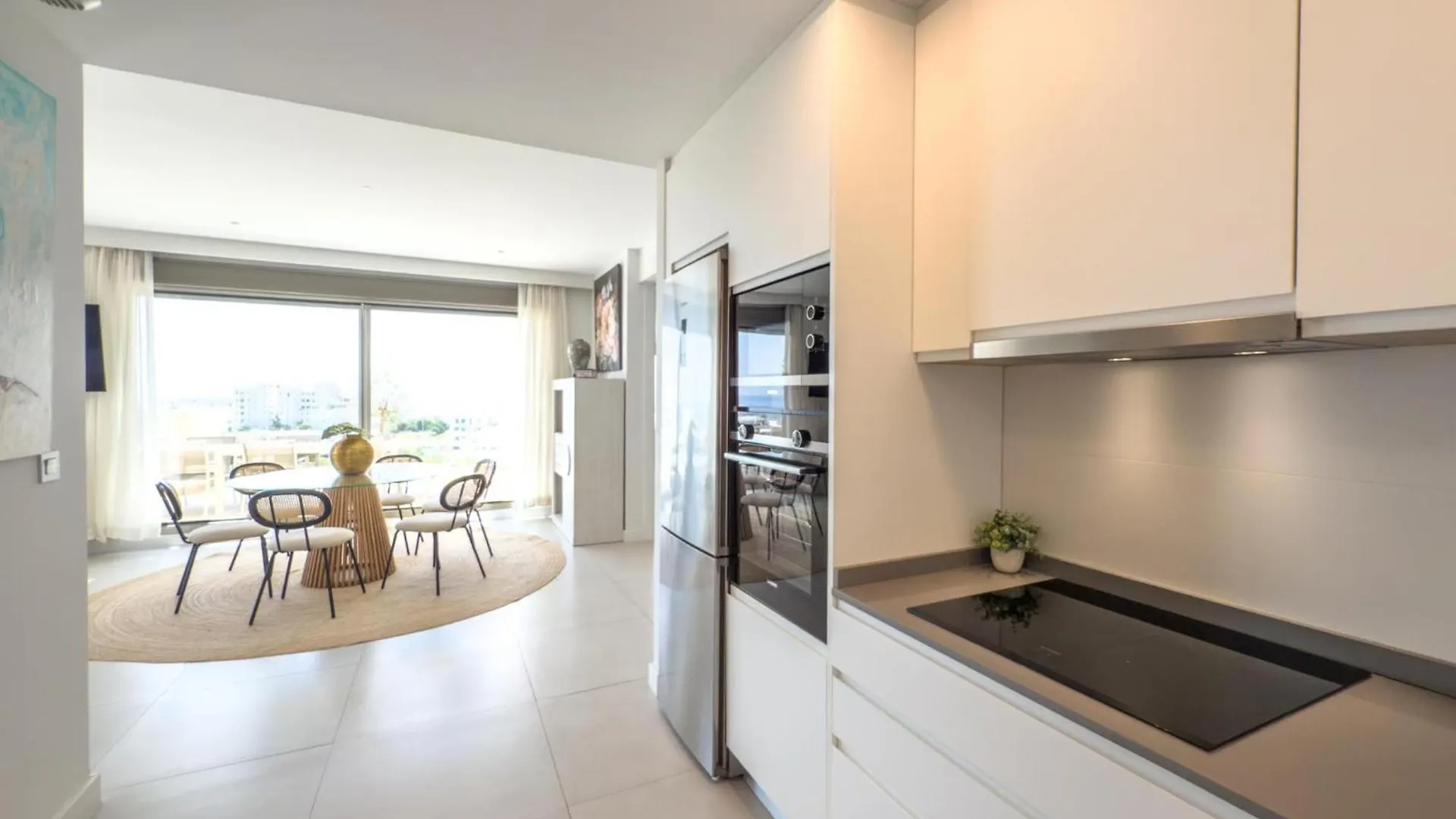 Hanami Scenic Luxury Apartment Estepona