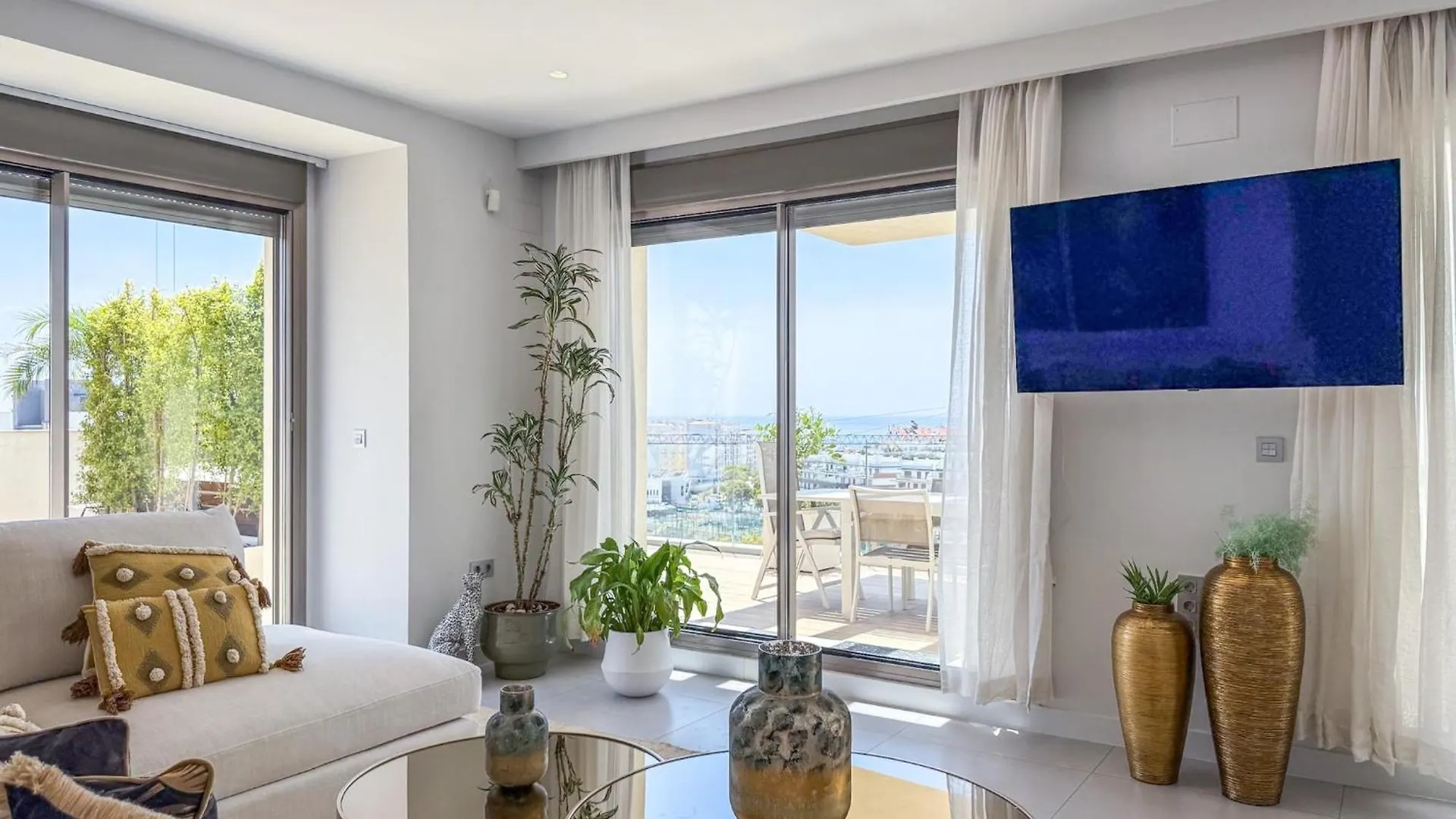 Hanami Scenic Luxury Apartment Estepona 0*,  Spain