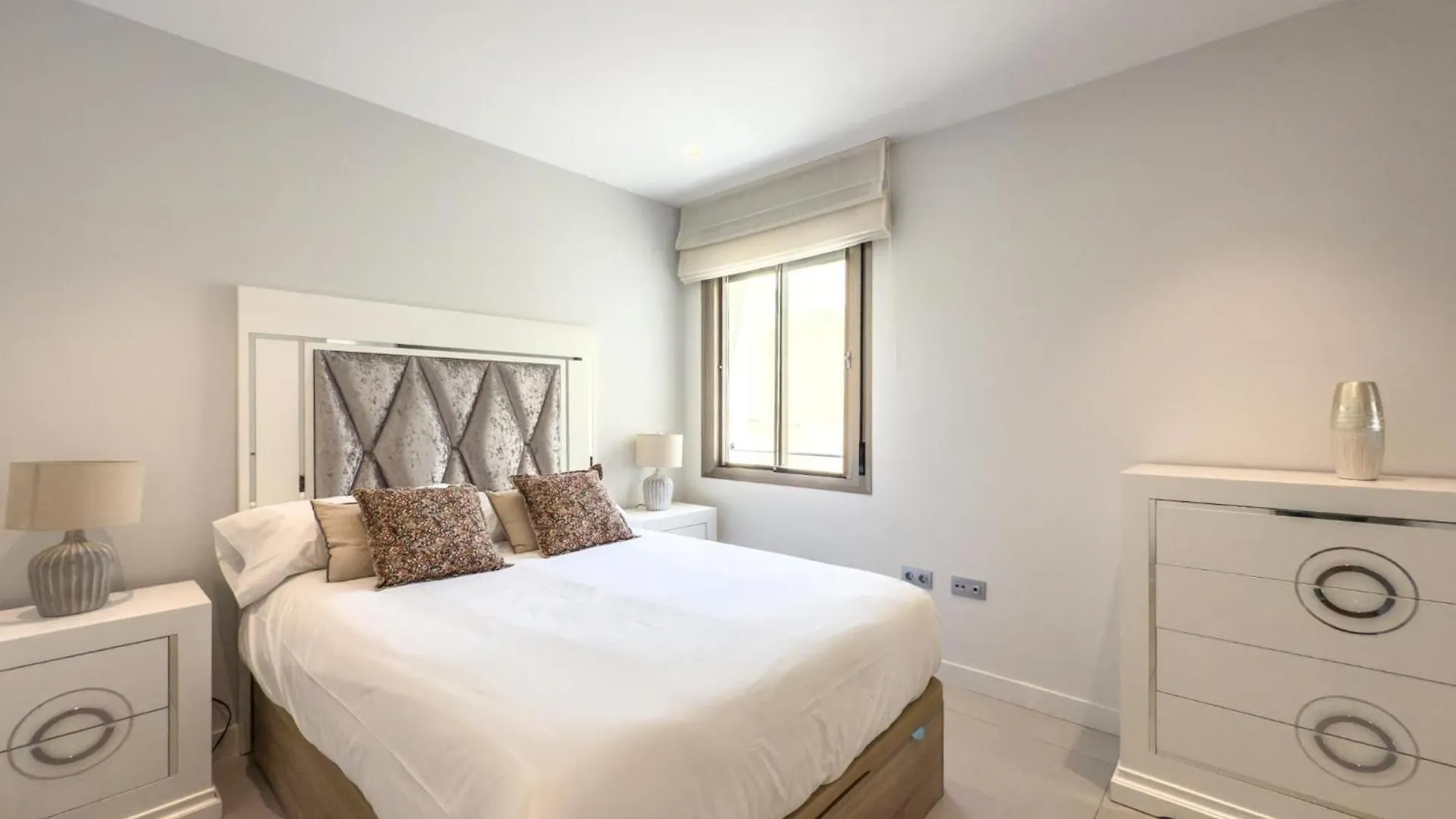 Hanami Scenic Luxury Apartment Estepona