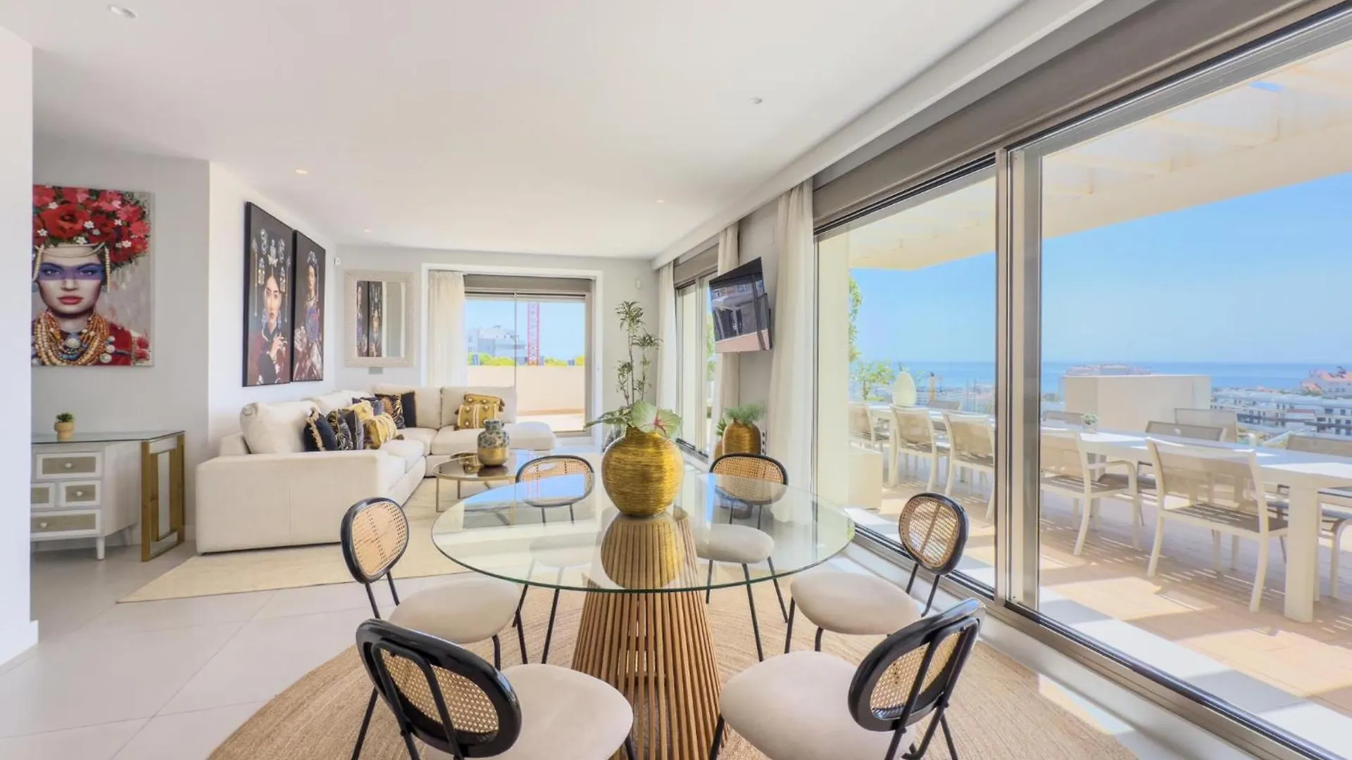 Hanami Scenic Luxury Apartment Estepona