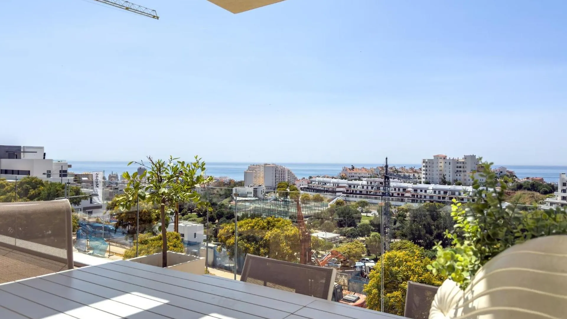 Hanami Scenic Luxury Apartment Estepona