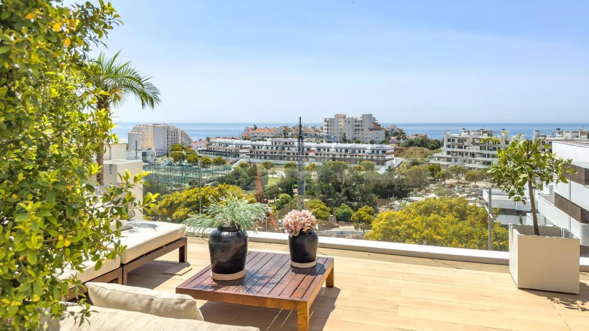 Hanami Scenic Luxury Apartment Estepona