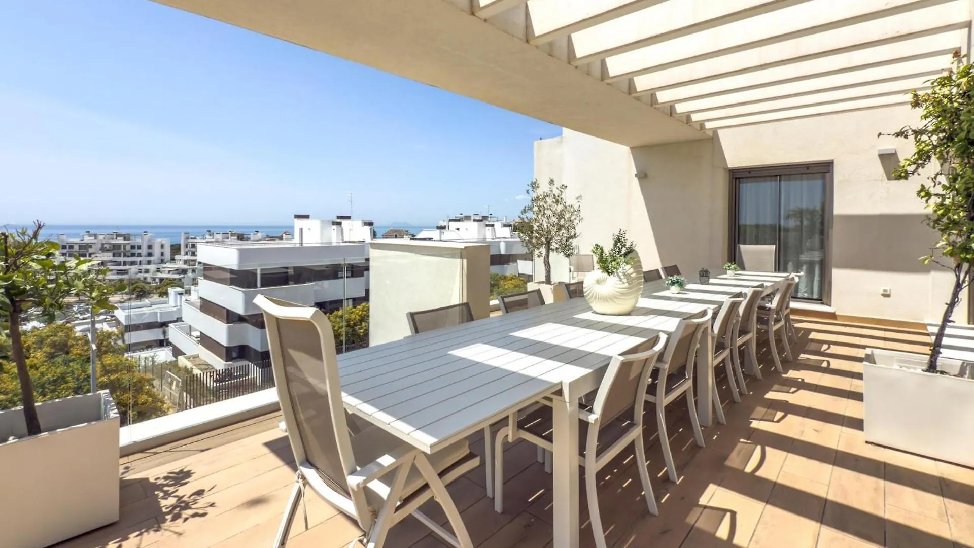 Hanami Scenic Luxury Apartment Estepona