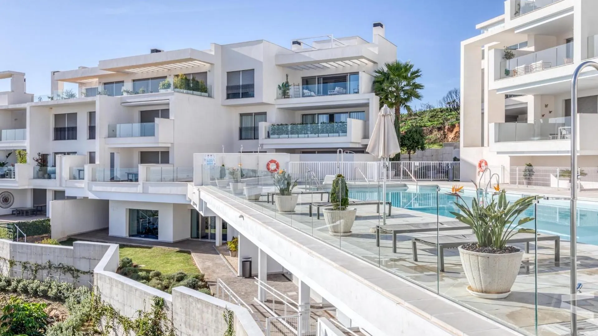 Hanami Scenic Luxury Apartment Estepona 0*,  Spain